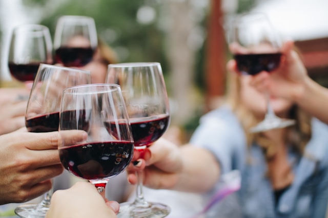 Von Merlot bis Malbec: So wählen Sie den perfekten Rotwein für jeden Anlass